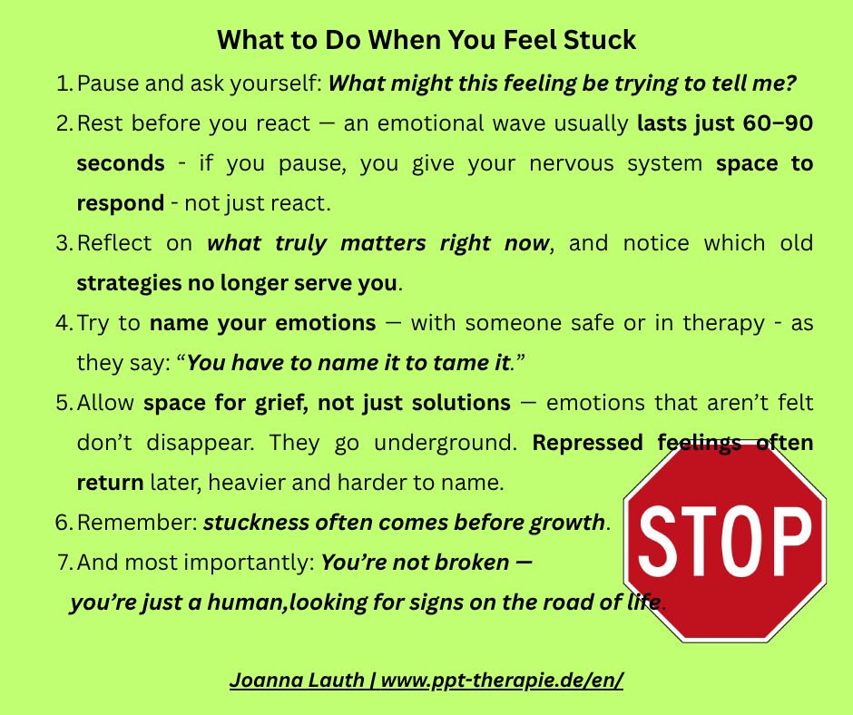 It's an image with summary of the advices that are included in the text about how to deal, when you feel like you're stuck.